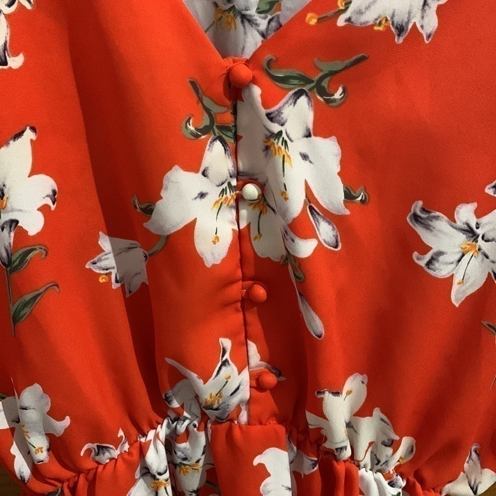Flower theme tops for women - Picture 2 of 6